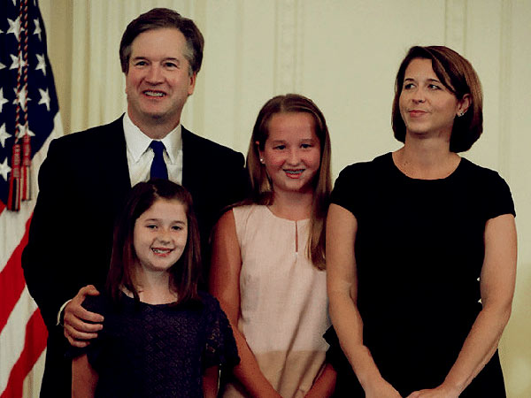 Image of Ashley Estes Kavanaugh with her husband Brett Kavanaugh and with their daughters Liza Kavanaugh, Margaret Kavanaugh