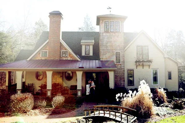 Image of Caption: Jodi and her husband Mike house