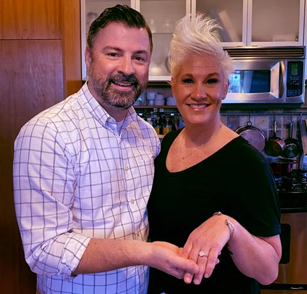 Image of Chef Anne Burrell engaged to her boyfriend Stuart Claxon