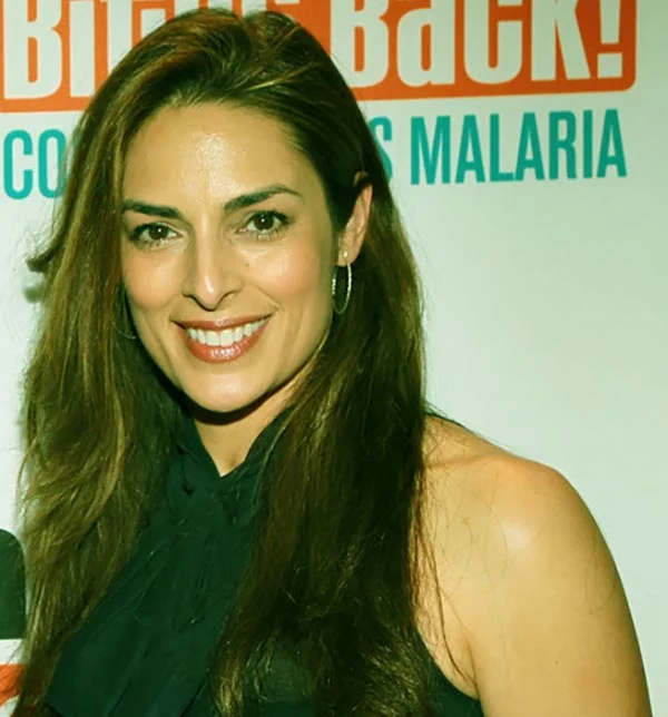 Image of TV host, Lisa Ann Russell